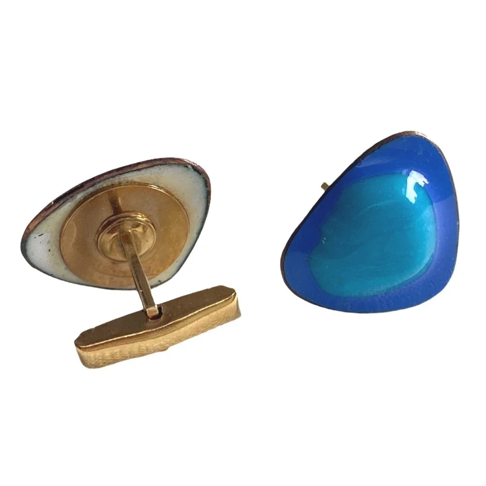 Blue Enamel Round Edges Triangular Shaped Sparkly Gold Tone Men's Cufflinks